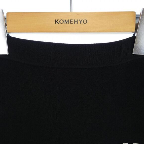 Versace A83291 Skirt - Picture 5 of 6